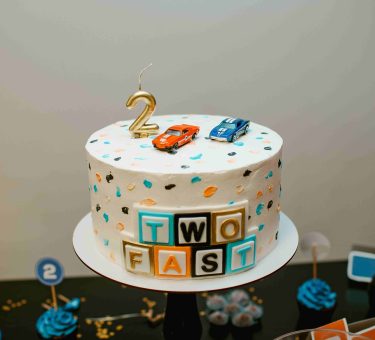 Soft Vanilla & Chocolate Layers: Safe-Choice Customized Birthday Cakes for Picky Kids: