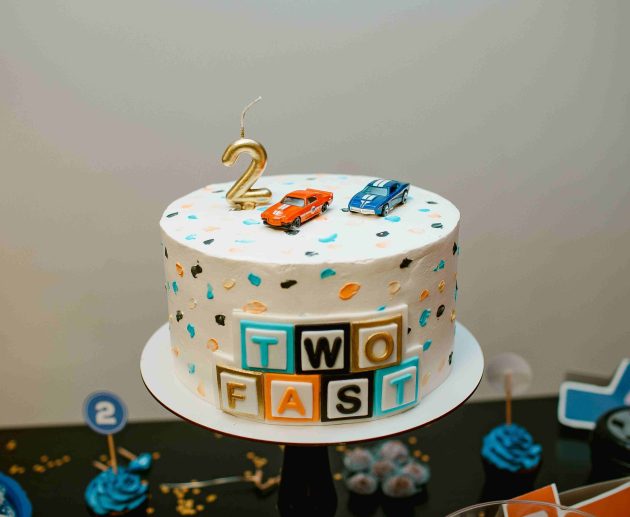 Soft Vanilla & Chocolate Layers: Safe-Choice Customized Birthday Cakes for Picky Kids: